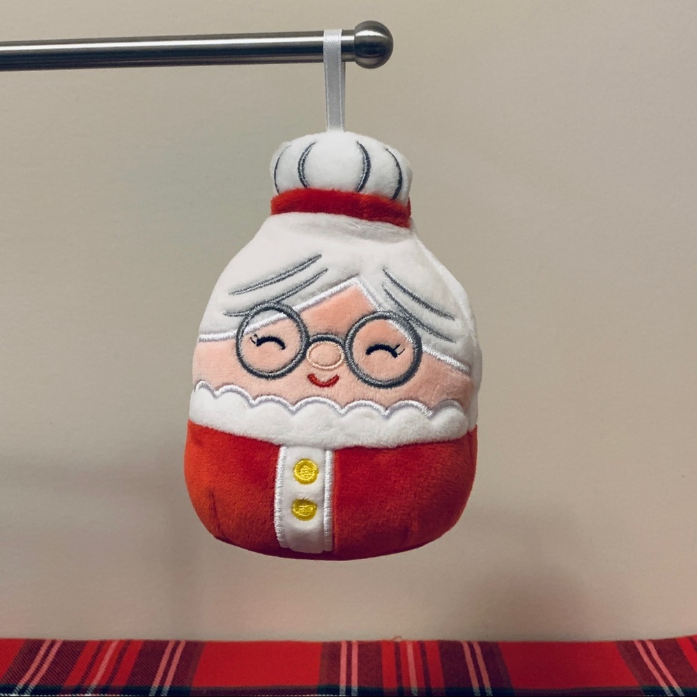 Squishmallow ⛄️❄️ Ornament Nicolette Mrs. Claus, Christmas 🎄, 3.5” New